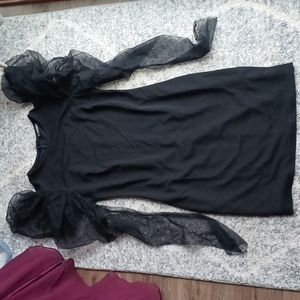 Netted sleeves bodycon dress